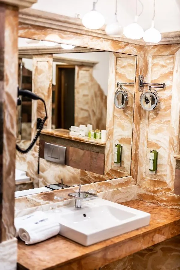 Hotel Rubinstein Krakau 4*,